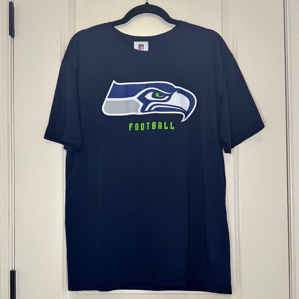 Men's NFL Seahawks Dark Blue Athletic Shirt - Size L